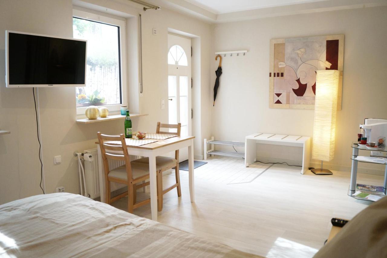 "Gemuetlich" 1-Zimmer Apartment Nah Am Wald ماينتس المظهر الخارجي الصورة